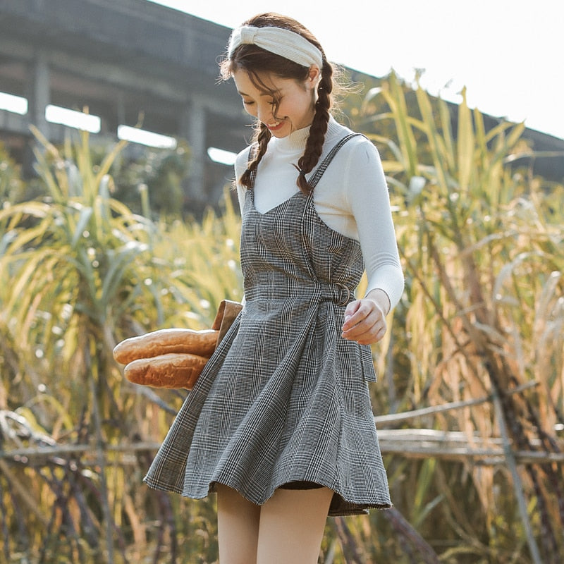 korean classic dress Classic Feminine Flare Dress With Belt STUDIO731
