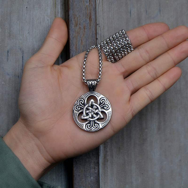 Korean Knot Round Necklace – KoreanxWear