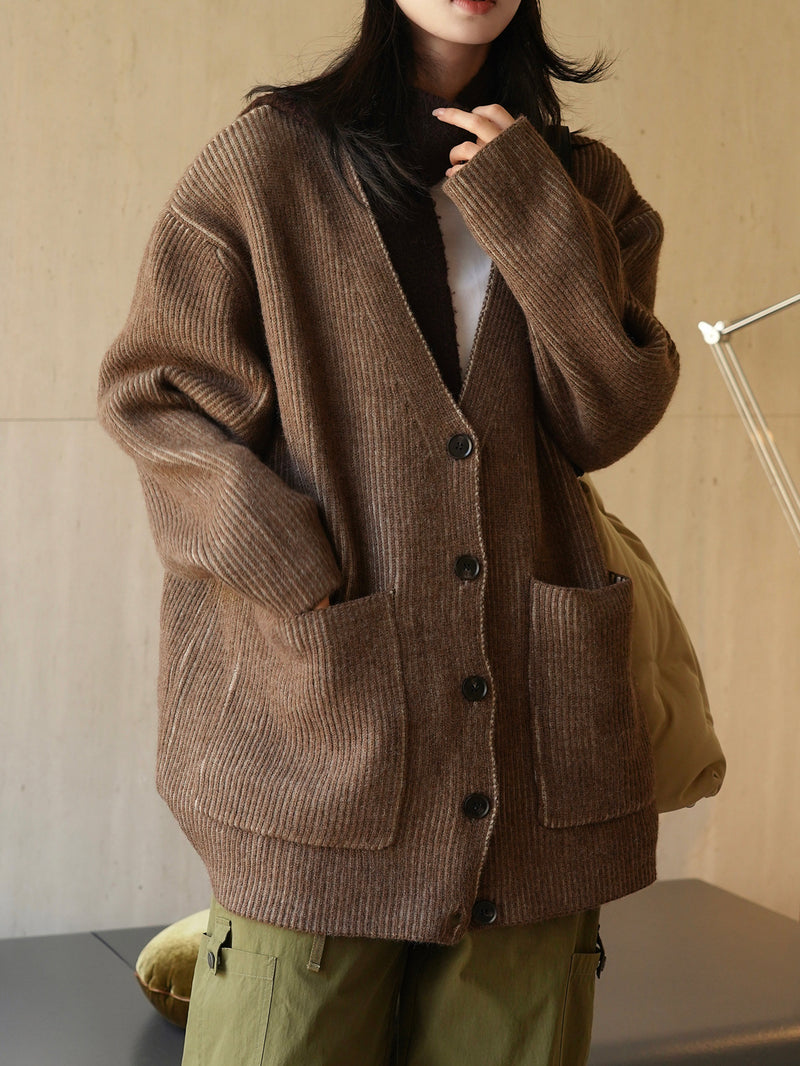 Koreanischer brauner Cardigan