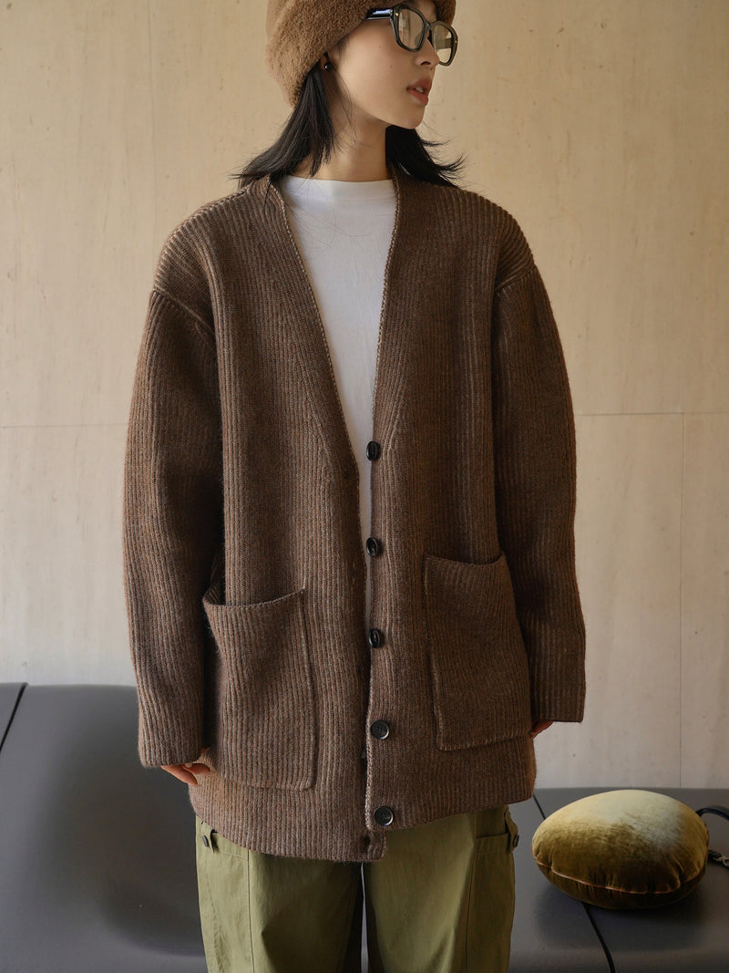 Koreanischer brauner Cardigan