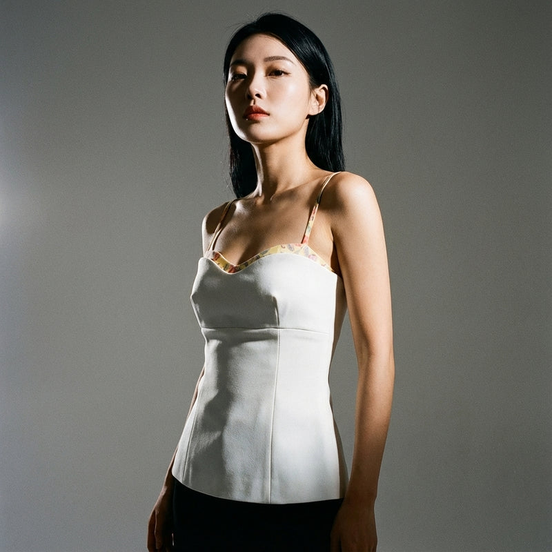 Top court imprimé femme blanc, style coréen moderne et tendance - Koreanxwear - Taille S